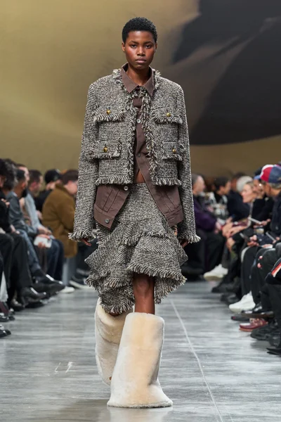 Look 22
